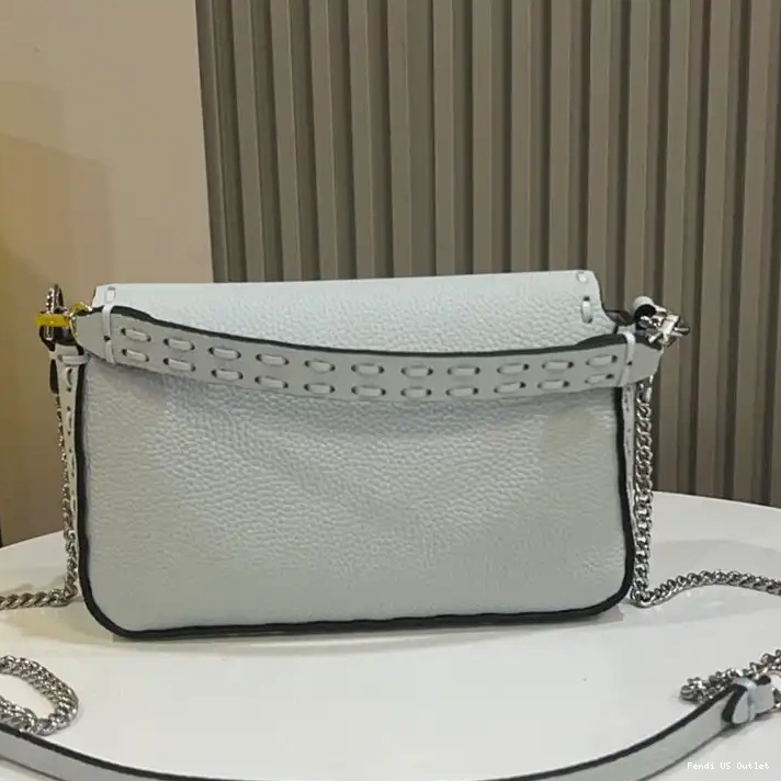 Vintage HOT Bag Baguette Cuoio Sky Leather Selleria In Fendi Mini Romano Blue 0325